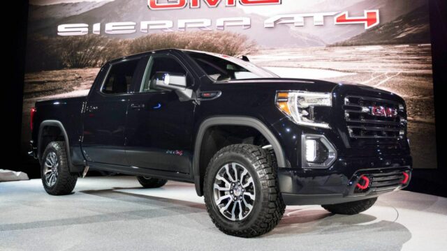 2019-GMC-Sierra-AT4-reveal-event-0