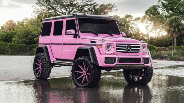 Pink-Mercedes-Benz-G-500-4x4-squared-on-Forgiato-wheels-0