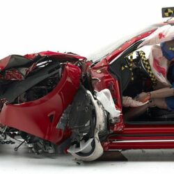 Tesla Model S frontal crash small overlap