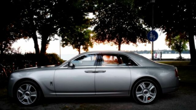 rolls royce ghost review by speed comparer